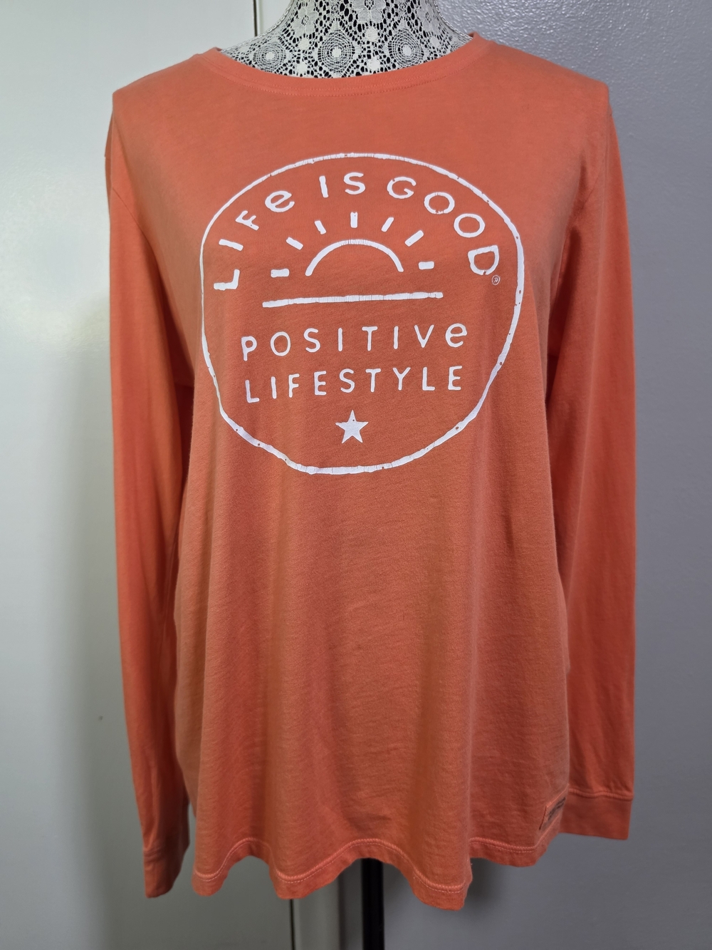 Life is Good Crusher Lite Long Sleeve Women's Large Positive Lifestyle Orange